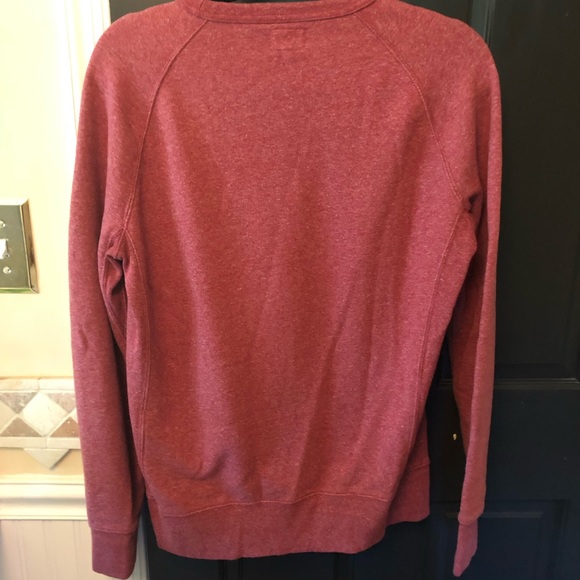 Levi’s Crewneck Sweatshirt - Picture 3 of 6